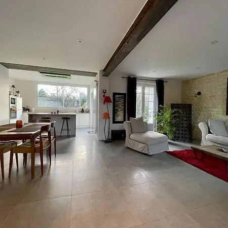 Charmante Maison De 110m2 Situee A Luc A 800 M De La * Luc-sur-Mer