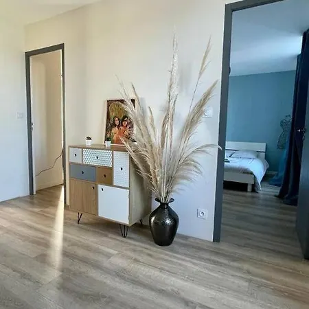 Charmante Maison De 110m2 Situee A Luc A 800 M De La Luc-sur-Mer