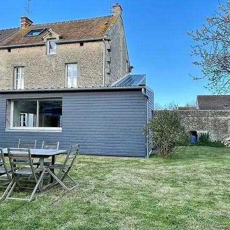 Charmante Maison De 110m2 Situee A Luc A 800 M De La *