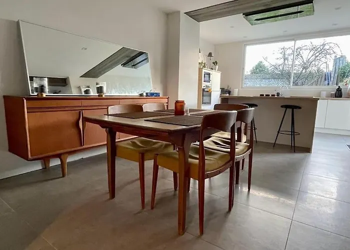 Charmante Maison De 110m2 Situee A Luc A 800 M De La بيت للعطل *