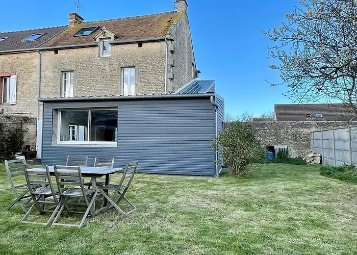 Charmante Maison De 110m2 Situee A Luc A 800 M De La *